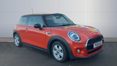 MINI Hatchback 1.5 Cooper Classic II 3dr Petrol Hatchback